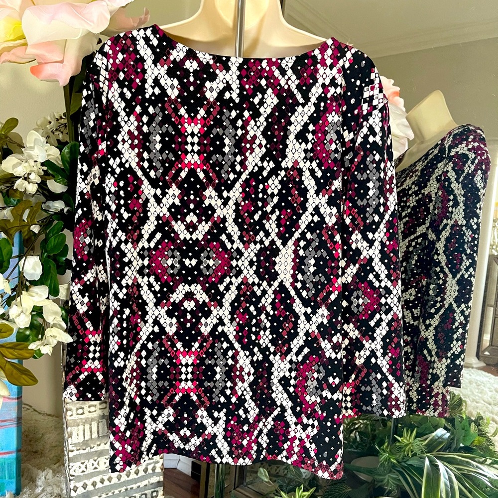 Ruby Rd. Geometric 3/4 Length Top With Sparkle - image 2